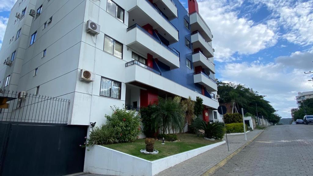 Bombas/ Bombinhas, A 50M Do Mar, Apartamento 2 Quartos, Com Churrasqueira Na Sacada, Ar E Wi-Fi Exteriör bild