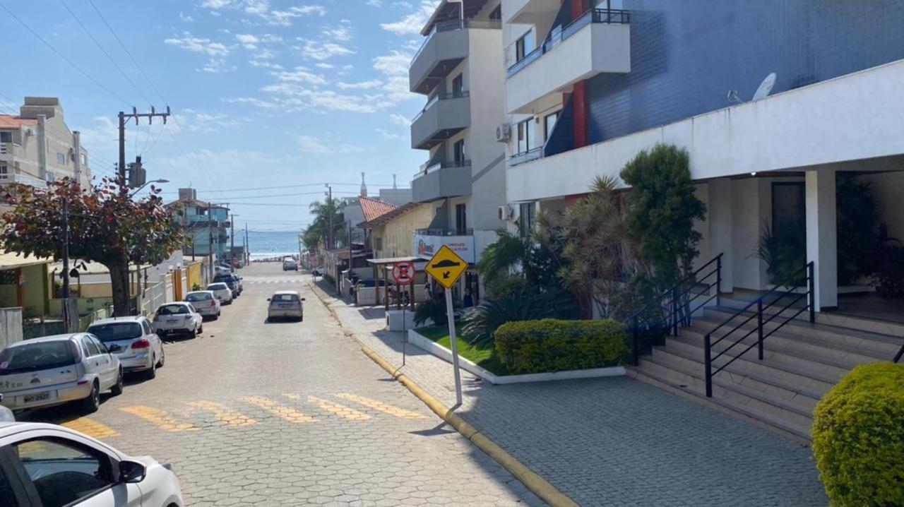 Bombas/ Bombinhas, A 50M Do Mar, Apartamento 2 Quartos, Com Churrasqueira Na Sacada, Ar E Wi-Fi Exteriör bild